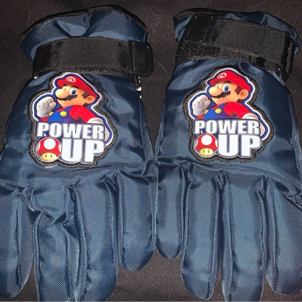 Nintendo Super Mario Bros Power Up Kids Winter Gloves OS Mittens vintage